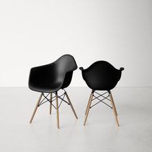 Load image into Gallery viewer, Jordan Arm Chair (Set of 2)