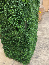 Load image into Gallery viewer, Boxwood Column 10″w x 10″d x 40″h