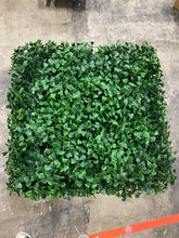 Load image into Gallery viewer, Boxwood Column 10″w x 10″d x 40″h