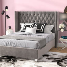 Load image into Gallery viewer, King Gray Jennie Tufted Upholstered Low Profile Platform Bed (2 boxes) 399CDR