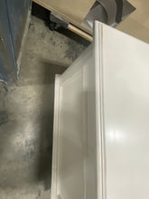 Load image into Gallery viewer, Naoma Coffee Table with Lift Top