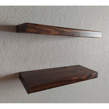 Load image into Gallery viewer, 1.5&quot; H x 18&quot; W x 7&quot; D Russo Pine Solid Wood Floating Shelf (Set of 2)

