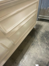 Load image into Gallery viewer, Naoma Coffee Table with Lift Top