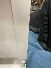 Load image into Gallery viewer, Valeria 42" Single Bathroom Vanity White