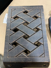 Load image into Gallery viewer, Nuu Garden 42" Cast Aluminum Round Patio Dining Table Antique Black(628)