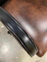 Load image into Gallery viewer, Hooker Telluride Tilt Swivel Chair 6622RR-OB