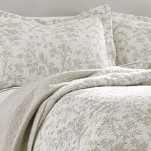 Load image into Gallery viewer, King Quilt + 2 Shams Off-White/Beige Amberley Floral 100% Cotton Reversible Quilt Set
