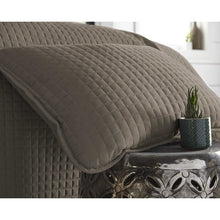 Load image into Gallery viewer, Barron Quilt Set, King/Cal. King Quilt + 2 King Shams
