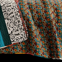 Load image into Gallery viewer, Bridgelands 100% Cotton Coverlet, Full/Queen Quilt + 2 Standard Shams
