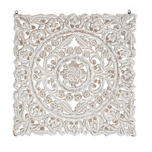 Load image into Gallery viewer, Floral Medallion Wall Décor
