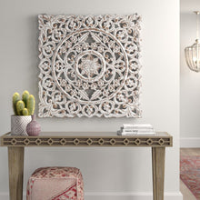 Load image into Gallery viewer, Floral Medallion Wall Décor
