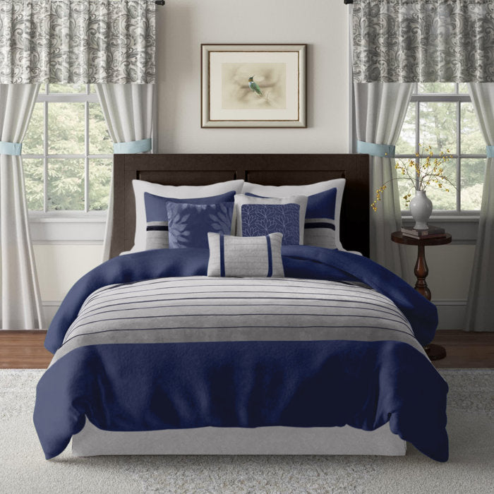 King Ginyard Comforter Set