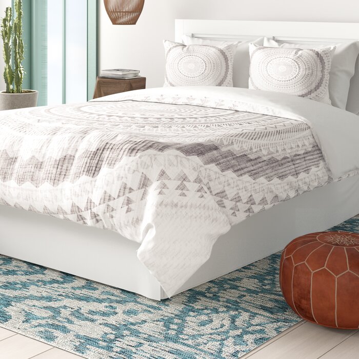 King Duvet Cover + 2 Shams Higginbotham Duvet Cover