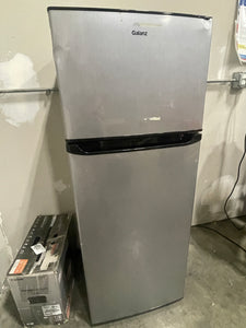 Galanz 24" 10 Cubic Feet Top Freezer Refrigerator Final Sale pickup by 9/6
