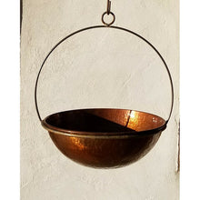 Load image into Gallery viewer, Rhuddlan Metal Hanging Planter
