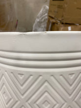 Load image into Gallery viewer, White/Gold Aiden 2 Piece Metal Pot Planter Set 4542RR
