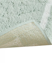 Load image into Gallery viewer, Evan 24&quot; x 72&quot; Cotton Tufted Rug
