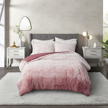 Load image into Gallery viewer, CosmoLiving Cleo Ombre Shaggy Fur 3-Piece Full/Queen Comforter Set in Blush 6554RR
