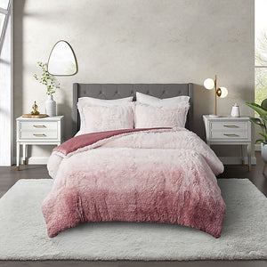 CosmoLiving Cleo Ombre Shaggy Fur 3-Piece Full/Queen Comforter Set in Blush 6554RR