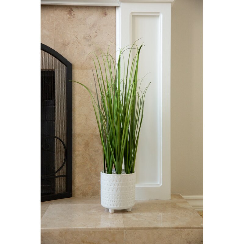 21.75'' Artificial Onion Grass in Pot GL740