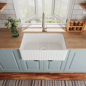 30" L x 18" W Farmhouse Kitchen Sink with Sink Grid and Basket Strainer
