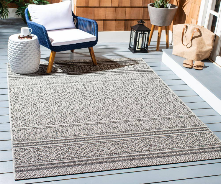 Courtyard Black/Gray 4 ft. x 6 ft. Chevron Tribal Indoor/Outdoor Area Rug