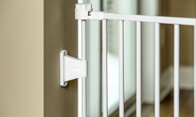 Load image into Gallery viewer, Regalo Flexi Extra Wide Configurable Walk-Through Gate, 30-in 2942AH
