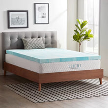 Load image into Gallery viewer, 3&quot; Gel Memory Foam Mattress Topper queen
