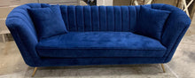 Load image into Gallery viewer, EGEND VANSEN  SOFA BLUE
