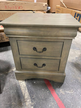 Load image into Gallery viewer, Louis Phillipe 2 - Drawer Nightstand
