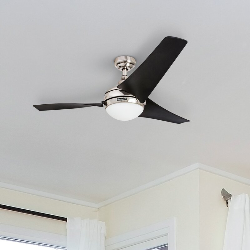 52'' Schall 3 - Blade LED Propeller Ceiling Fan with Remote Control and Light Kit Included MRM3005