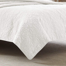 Load image into Gallery viewer, Quilt Set-100% Cotton, Reversible, All Season Bedding with Matching Sham(s), Pre-Washed for Added Softness, EC1083
