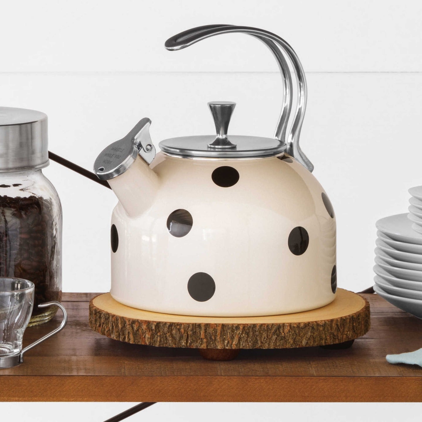 kate spade new york All in Good Taste 2.5 qt. Tea Kettle in Dots 2162CDR