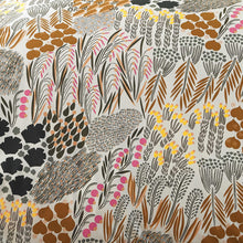 Load image into Gallery viewer, Marimekko Pieni Letto Comforter Set, Queen, Multi, EC1025
