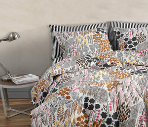 Marimekko Pieni Letto Comforter Set, Queen, Multi, EC1025
