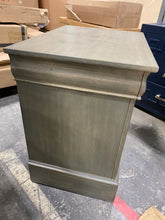 Load image into Gallery viewer, Louis Phillipe 2 - Drawer Nightstand
