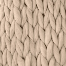 Load image into Gallery viewer, Ivory Aaraya Throw
