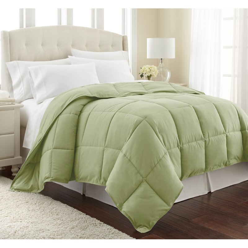 King / California King Sage Green Acosta Microfiber Modern & Contemporary Comforter B66 290