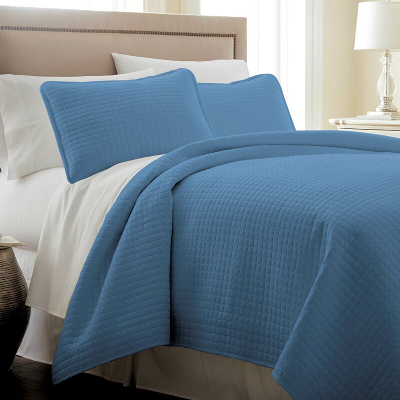 Acosta Sage Green Microfiber Reversible Quilt KING/CAL KING Set B25MS4257