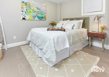 Load image into Gallery viewer, Adair 15&quot; Bed Skirt 145AH
