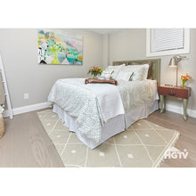 Load image into Gallery viewer, Adair 15&quot; Bed Skirt 6954RR/GL
