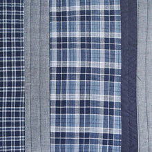 Load image into Gallery viewer, King Adleson Navy/Gray Standard Cotton 136 TC Reversible Modern &amp; Contemporary Quilt
