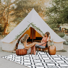 Load image into Gallery viewer, Aidan-Scott Moroccan Machine Woven Indoor / Outdoor Area Rug in White-Black 5 x 8
