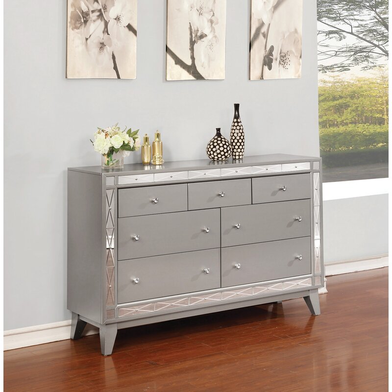 Alessia 7 Drawer Dresser