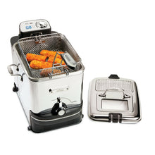 Load image into Gallery viewer, Electrics 3.5 Liter Clean Pro Deep Fryer
