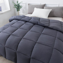 Load image into Gallery viewer, Allam Comforter, Queen Comforter
