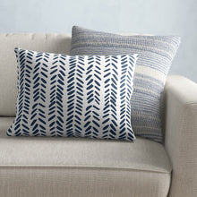 Load image into Gallery viewer, 14&#39;&#39; H x 20&#39;&#39; W x 4&#39;&#39; D Alleyne Modern Herringbone Rectangular Lumbar Pillow
