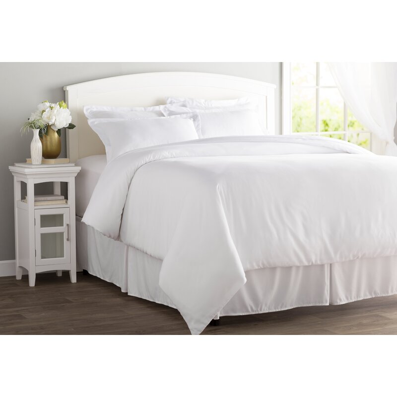 King Duvet Cover + 2 King Shams Alongi White Microfiber Modern & Contemporary Duvet Cover Set