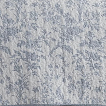 Load image into Gallery viewer, Amberley Floral 100% Cotton Reversible Quilt Set, King Quilt + 2 Shams, (Set of 3)
