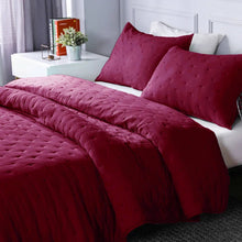 Load image into Gallery viewer, Amriel Microfiber Reversible Modern &amp; Contemporary Quilt Set, King
